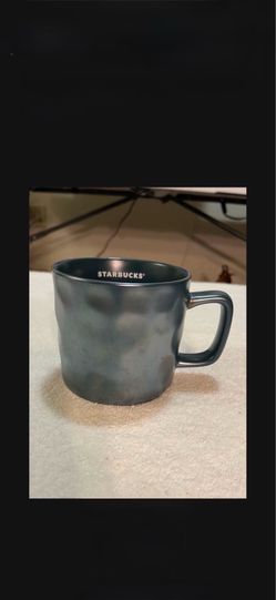 CA. 2O21 STARBUCKS GREEN 14 OZ. CUP. MUG.