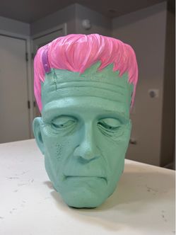 Horror Frankenstein Pastel Pink & Mint Head Figure NEW