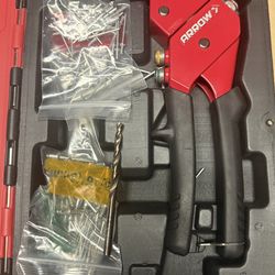 Arrow Fastener RHT300 Swivel Head Rivet Tool - 360° Access