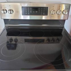 General Electric Stove And Dishwasher Comb