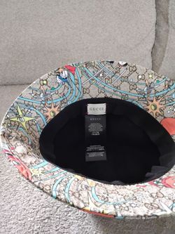 Gucci bucket hat