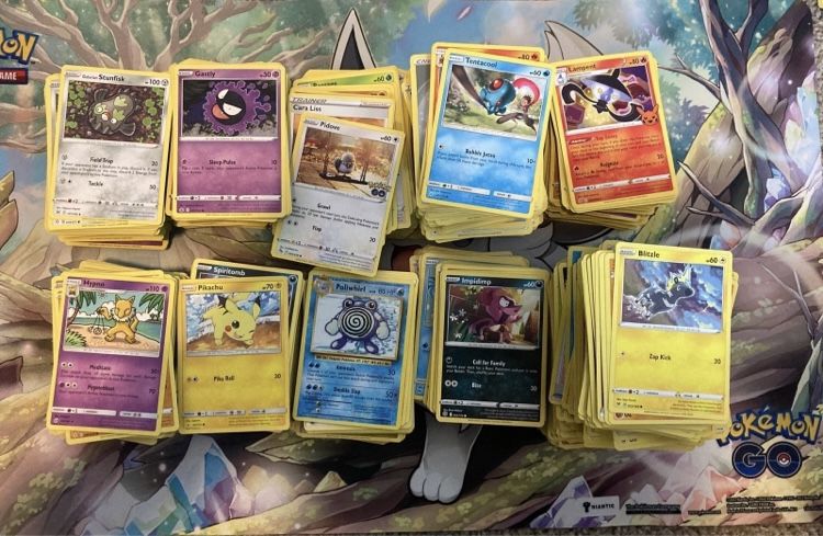 Pokemon cards Lot