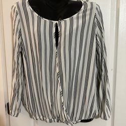 Torrid Top Size  0