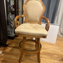 6 Front Gate Swivel Bar Stools w/ Arms 