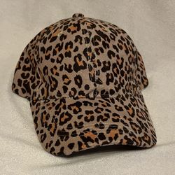 Like New Leopard Print Adjustable Baseball Style Cap
