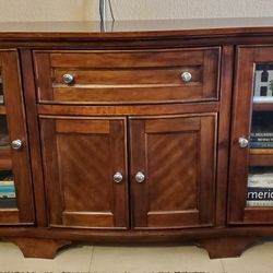 TV Cabinet / Media Center / Dispay Cabinet 