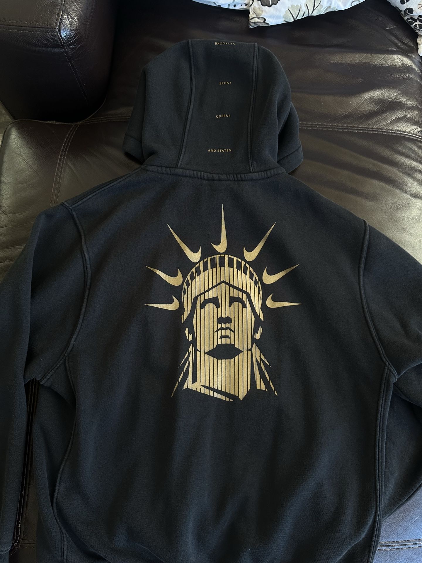 Nike New York Hoodie Black Gold