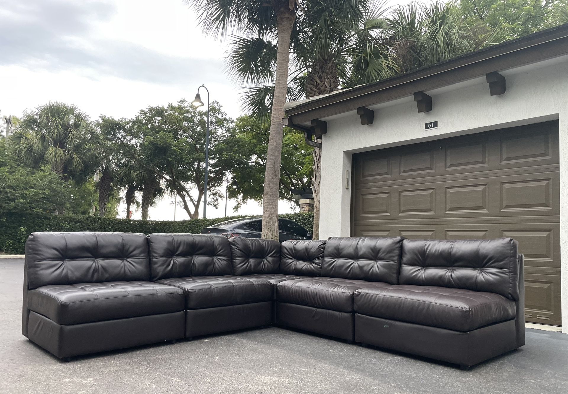Couch/Sofa Sectional - Brown - Modular - Delivery Available 🚛