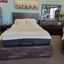 DISPLAY SALE!!! 4-PC Bedroom Set ONLY $1099