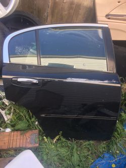 Infinity G35 door