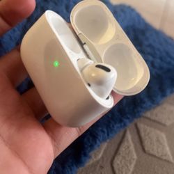 AirPods Pro Gen 1 (FOR PARTS )