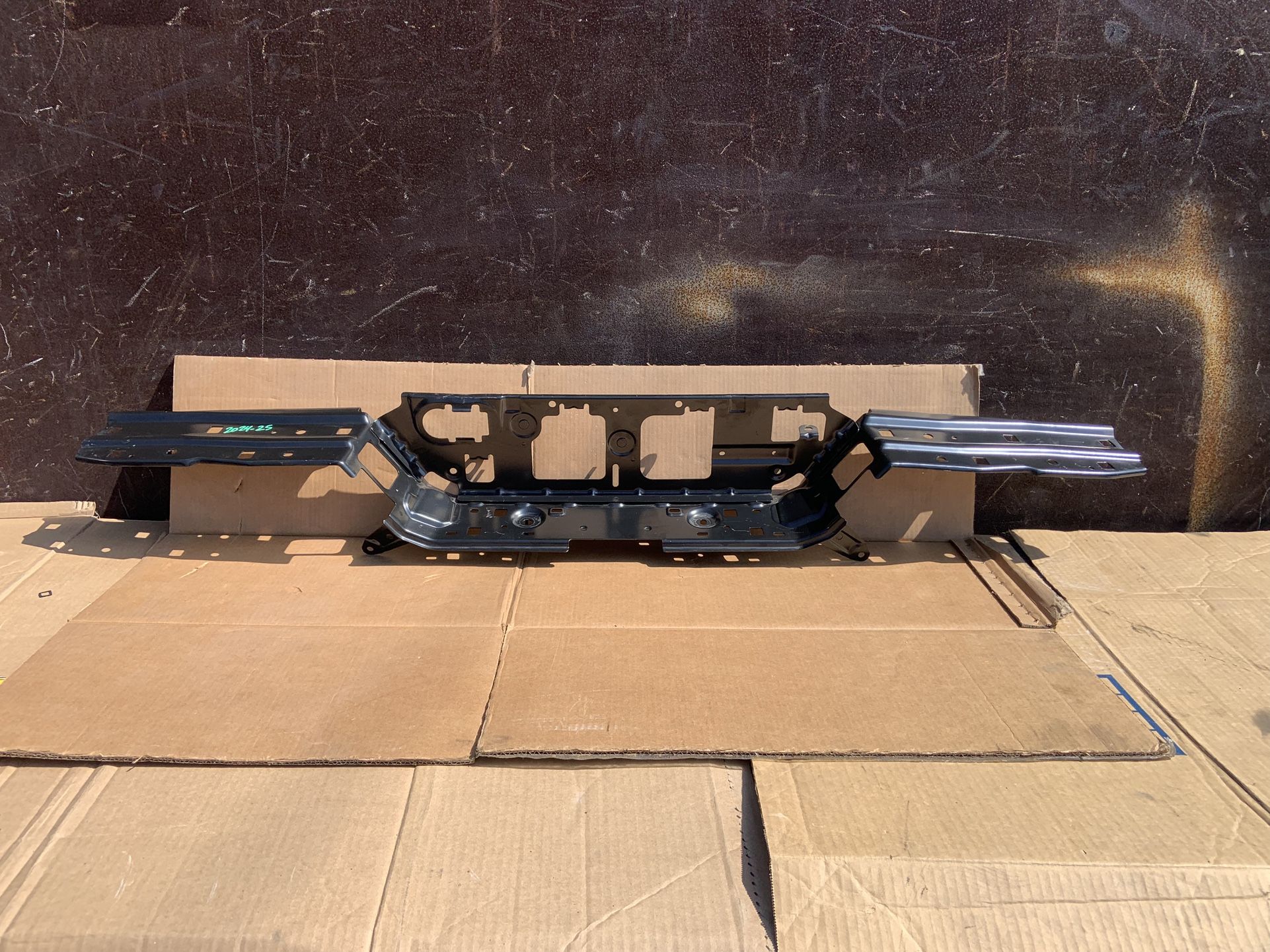 Rear Bumper Cover Toyota Tacoma 2024-25