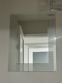 Wall mirror 29.2 X 23.2
