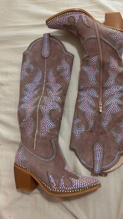 Rhinestone Embellished Pink Suede Cowboy Boot