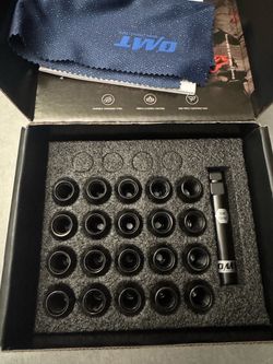 Lug nuts 12  x 1.5 , 20 pieces