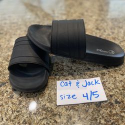 Kids Cat & Jack Slides Size 4/5