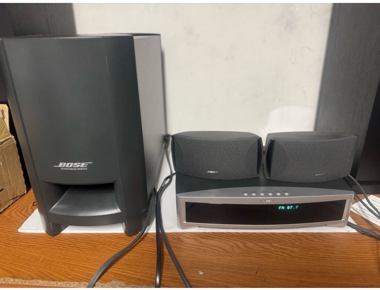 2 sets of Bose 321 systems / 2 sets Bose