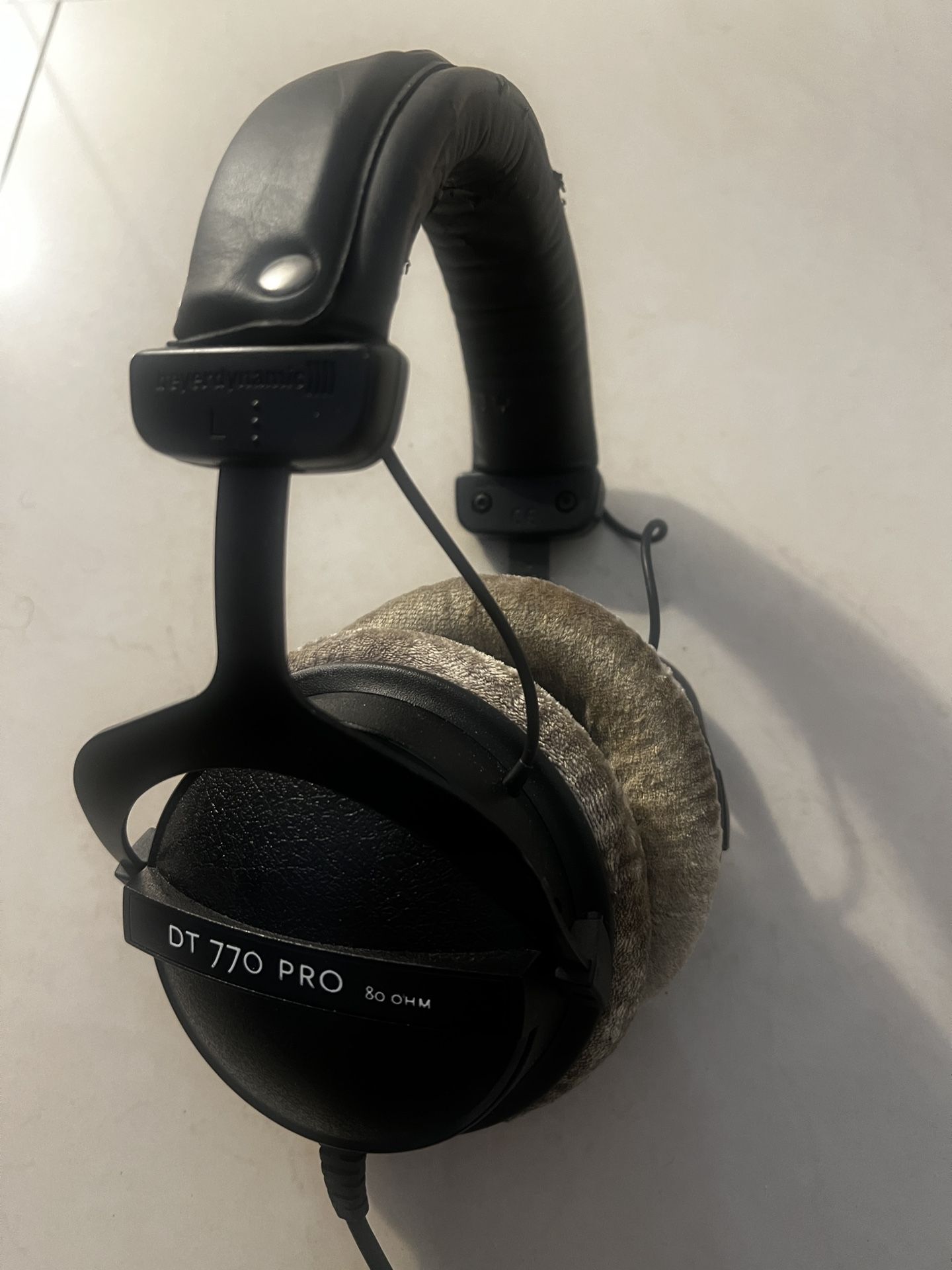 BeyerDynamic DT 770 Pro 80 Ohm Headphones 