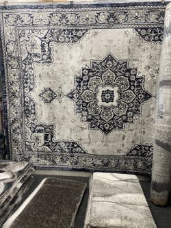 Deluxe Area Rug 8 x 10