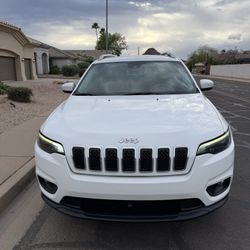 2020 Jeep Cherokee 