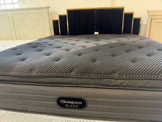 King size mattress and box spring set back