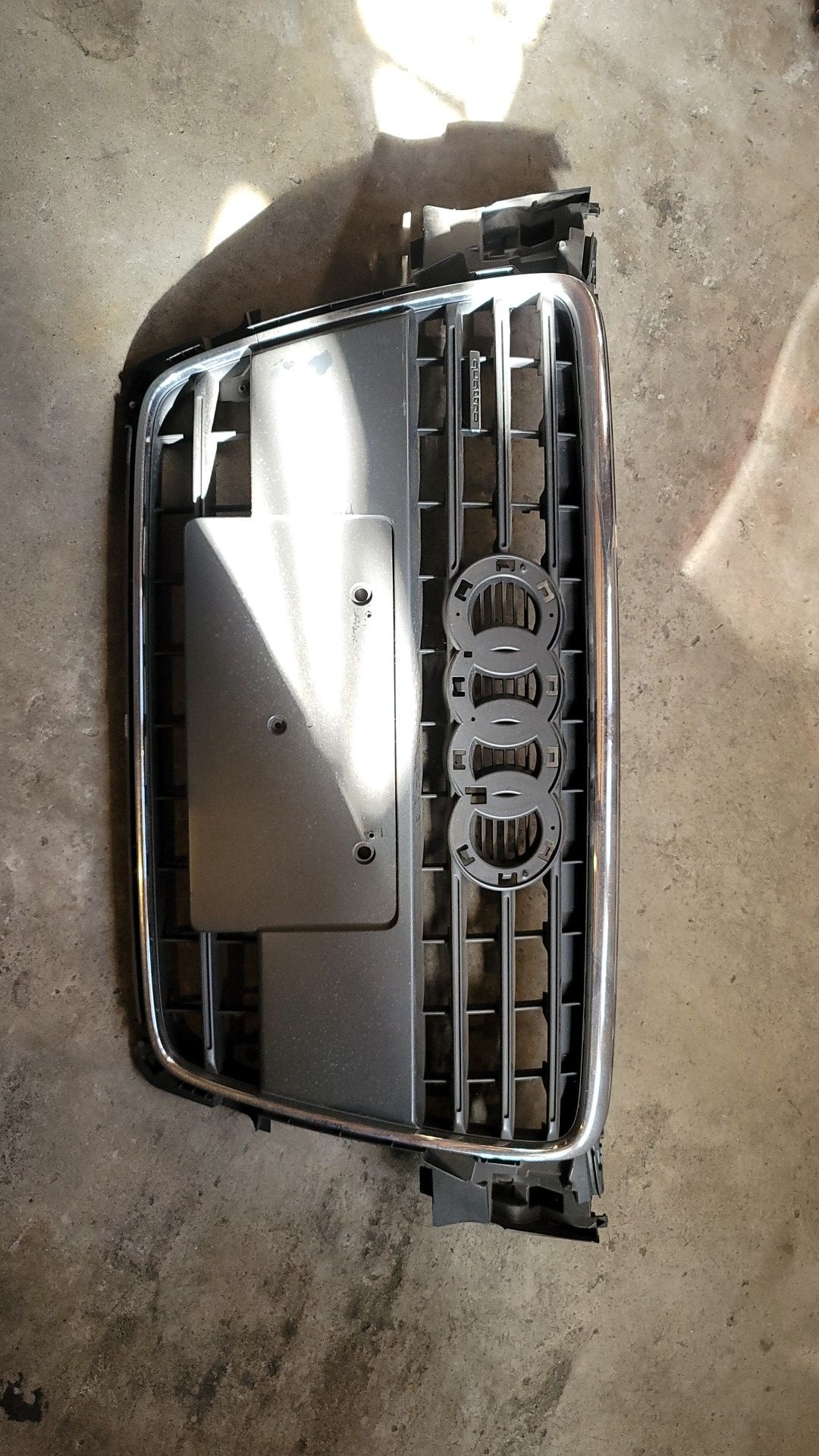 2012 Audi a4 Quattro front grill