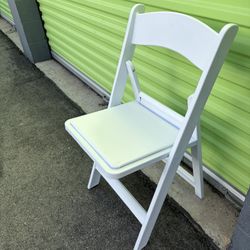 Sillas de Resina Blancas / Folding Resin Chairs