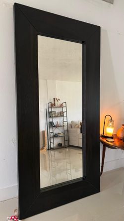 Giant mirror