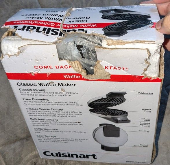 Cuisinart Waffle 🧇 Maker NIB