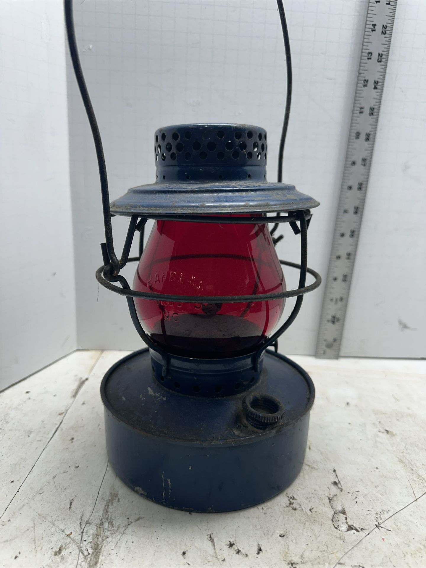 RARE Vintage Handlan Original RED GLOBE USA #P