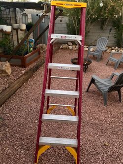 Werner 6 ft. Fiberglass ladder