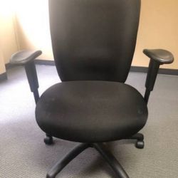 Moving Office Stuff Almost New Available If Posted