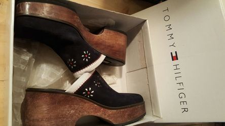 Tommy Hilfiger wedges size 7