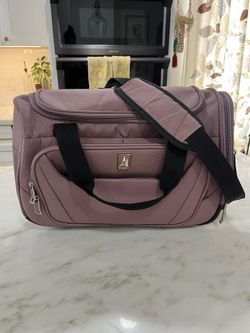 Travelpro Luggage Travel Maxlite 5 Softside Lightweight Underseat Carry-On Travel Tote Overnight Weekender Bag