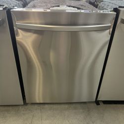24” Samsung Stainless Steel Dishwasher - 3 Tray 