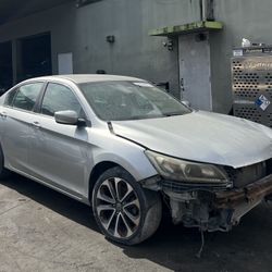 Parts Piezas 2013 2014 2015 2016 2017 HONDA ACCORD Engine 2.4 CVT Transmission Front Rear Door Trunk Lid Rims Wheels ABS Pump Rack Pinion Starter Mirr