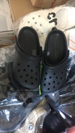 crocs