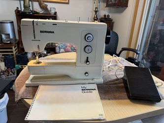 Bernina 831 Electronic Sewing Machine with Foot Pedal, manual And Case. I plugged in and it runs smoothly. I don’t know how to sew so I don’t test fur