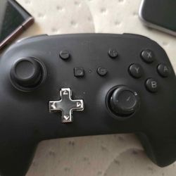 Nintendo Switch Pro Controller 