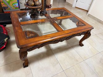 Coffee table with ornaments