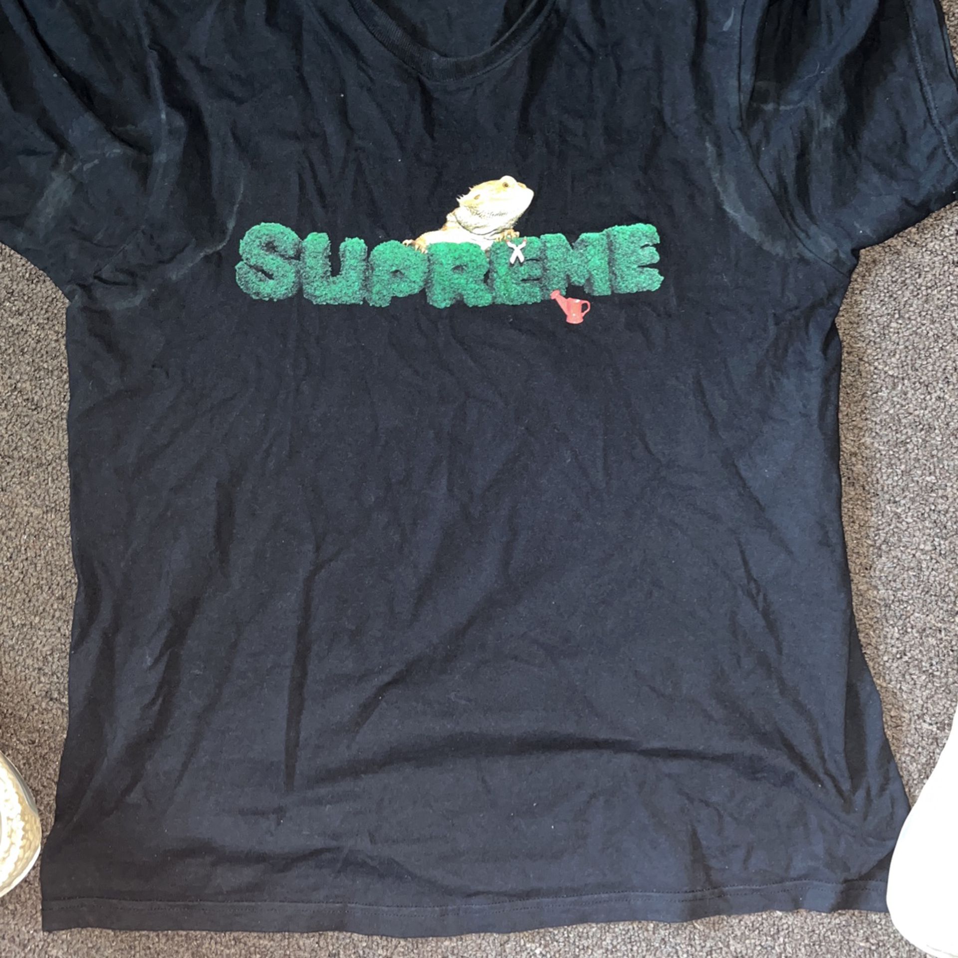 supreme lizard t shirt