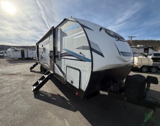 2021 Cherokee Alpha Wolf 30RDB-L