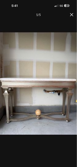 Maitland-Smith Style Marble Top Console Table w/ Stone Orb Base