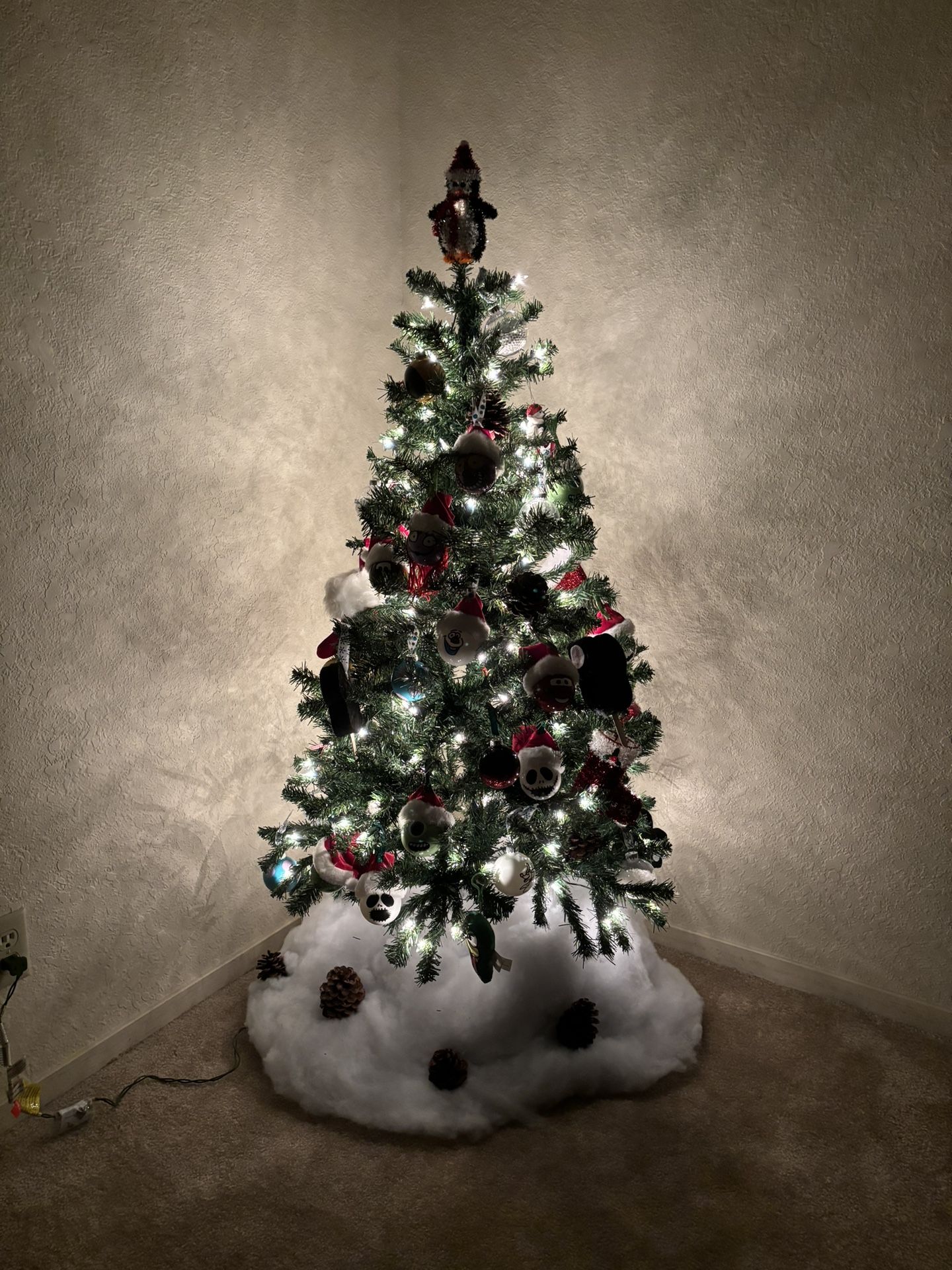 5ft Pre-Lit Artificial Christmas Tree