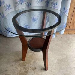 Glass Top End Table / Side Table