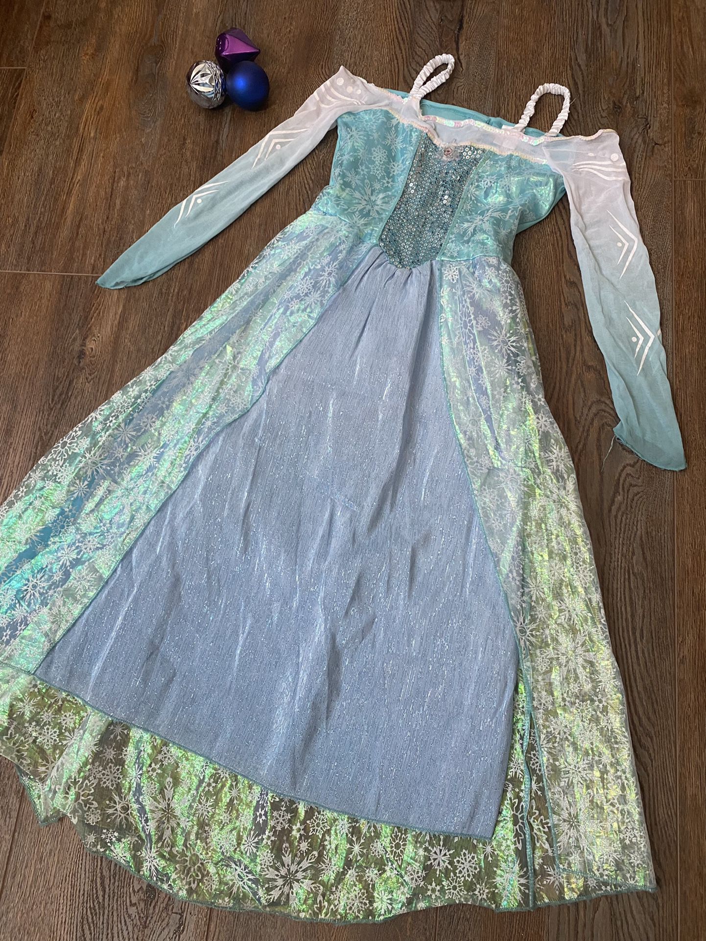 Disney Elsa Dress Size|M (7-8) Good Condition (PENDING )