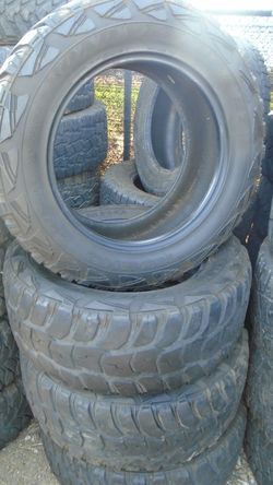 KUMHO ROAD VENTURE M/T LT35/12.5/20