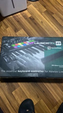 LAUNCHKEY 25  NEW  $75 Firm price