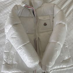 Moncler puffer Jacket