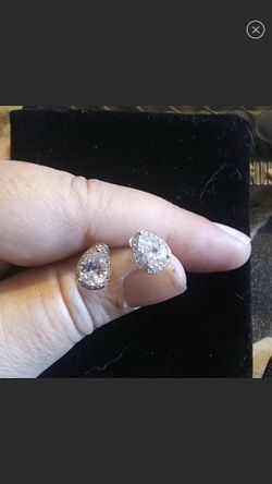 White gold plated tear drop earrings